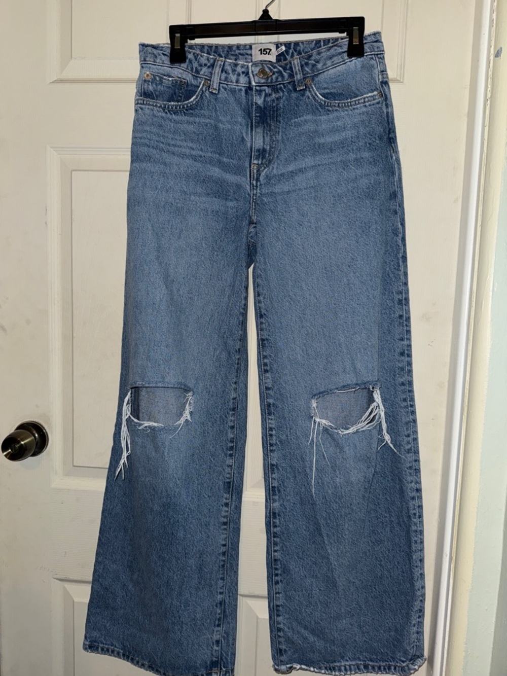 157 distressed wide leg jeans